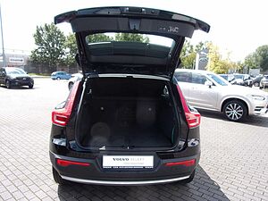 Volvo  T3 Momentum Pro 2WD