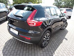 Volvo  T3 Momentum Pro 2WD