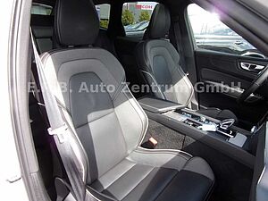 Volvo  B4 Ultimate Dark AWD