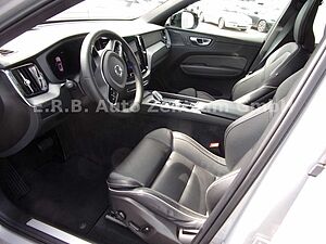 Volvo  B4 Ultimate Dark AWD