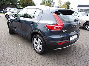 Volvo  T3 Momentum Pro 2WD