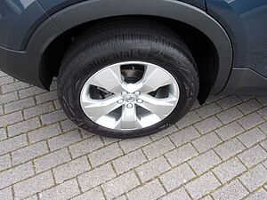 Volvo  T3 Momentum Pro 2WD