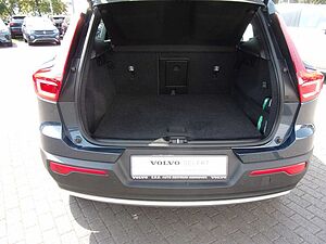 Volvo  Momentum Pro 2WD