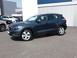 Volvo  Momentum Pro 2WD
