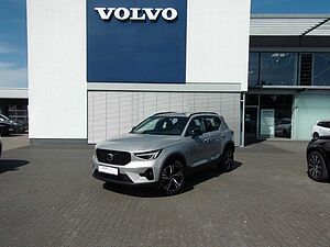 Volvo  Plus Dark 2WD