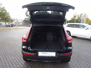 Volvo  B3  Plus Dark 2WD
