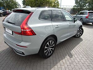 Volvo  B4 Plus Dark 2WD
