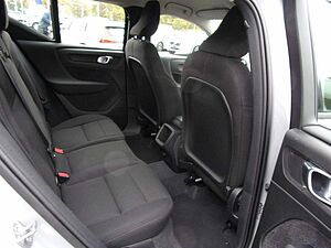 Volvo  T2 Essential 2WD