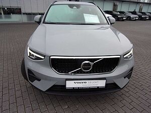 Volvo  T2 Essential 2WD