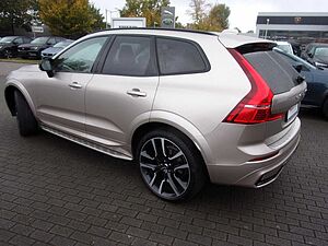 Volvo  B4 Ultimate Dark AWD