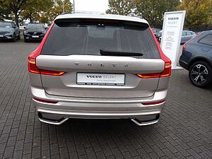 Volvo  B4 Ultimate Dark AWD