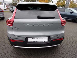 Volvo  T2 Core 2WD