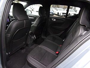 Volvo  Plus Recharge Pure Electric 2WD