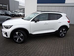 Volvo  T2  Plus Dark 2WD