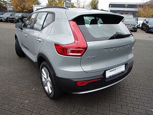 Volvo  T2 Essential 2WD