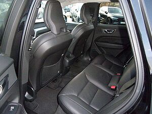 Volvo B4 Inscription AWD