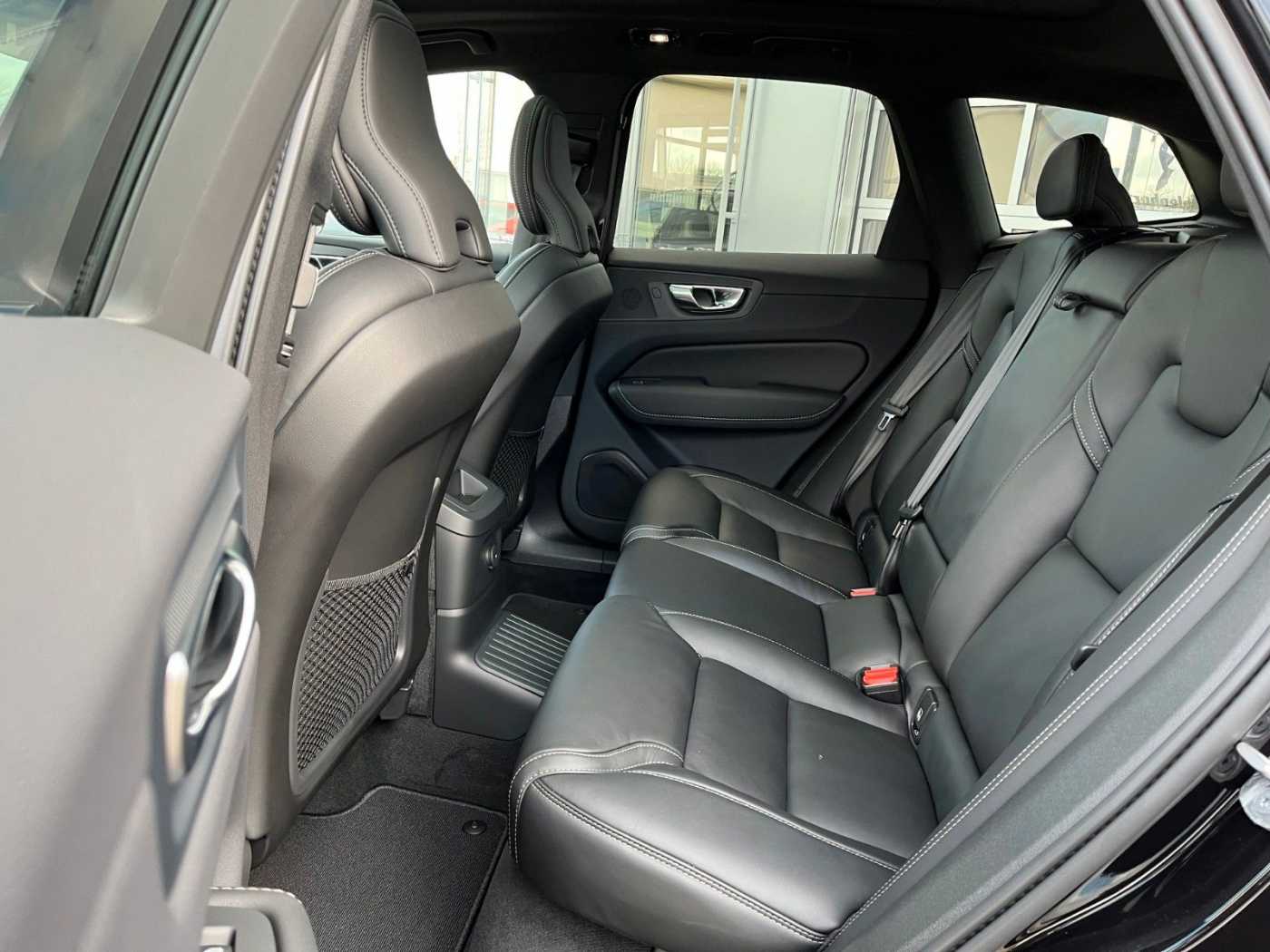 Volvo  T8 AWD Geartr. ULTRA BLACK EDITION