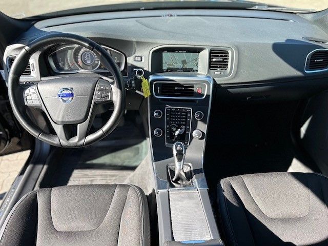 Volvo  D4 Linje Business - AHK - Scheckheft -  GSD