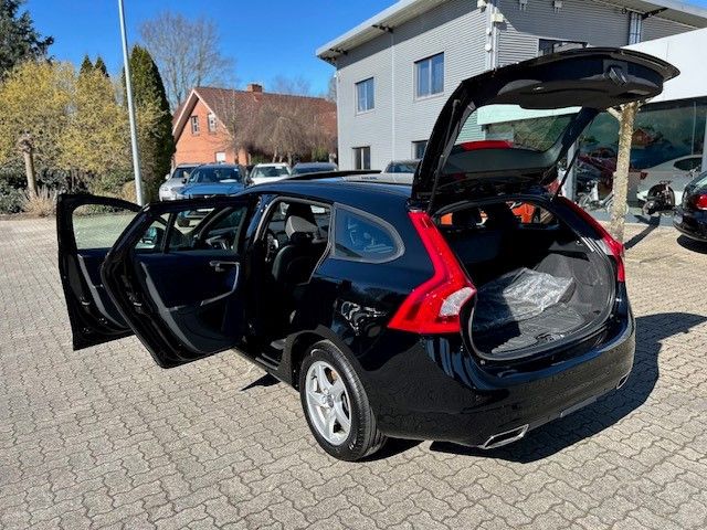Volvo  D4 Linje Business - AHK - Scheckheft -  GSD