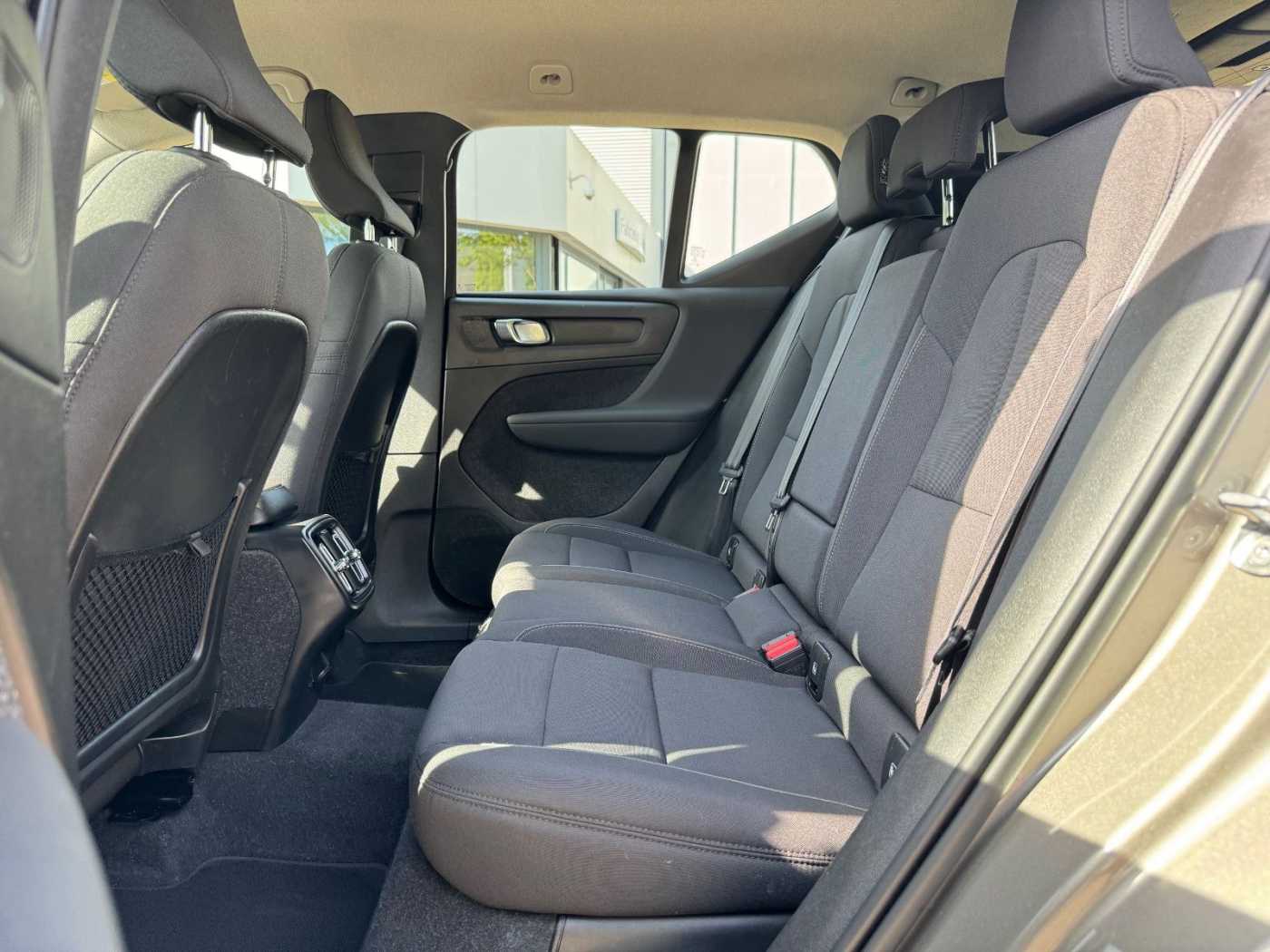 Volvo  T3 MOMENTUM PRO - Kamera - Keyless - LED -