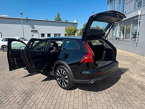 Volvo  CC B4 AWD Geartr. CROSS COUNTRY PRO