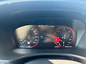 Volvo  CC B4 AWD Geartr. CROSS COUNTRY PRO