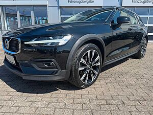 Volvo  CC B4 AWD Geartr. CROSS COUNTRY PRO