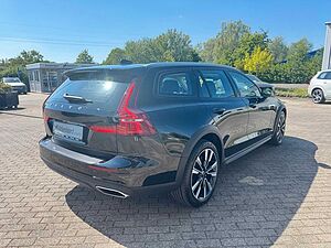 Volvo  CC B4 AWD Geartr. CROSS COUNTRY PRO