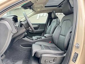 Volvo  B4 DKG ULTRA DARK -360-Pixel-BLIS-H/K