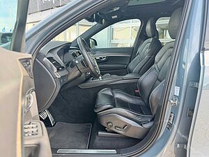 Volvo  B5 AWD Geartronic R-Design - Pano - 360 -