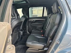 Volvo  B5 AWD Geartronic R-Design - Pano - 360 -