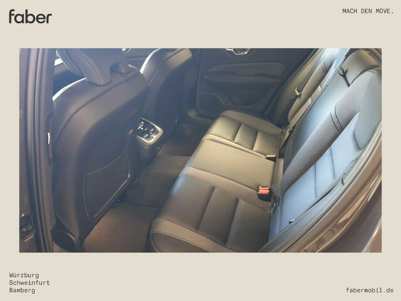 Volvo  B5 Ultimate Dark AWD