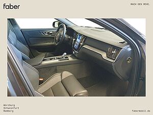 Volvo  B5 Ultimate Dark AWD