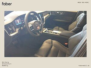 Volvo  B5 Ultimate Dark AWD