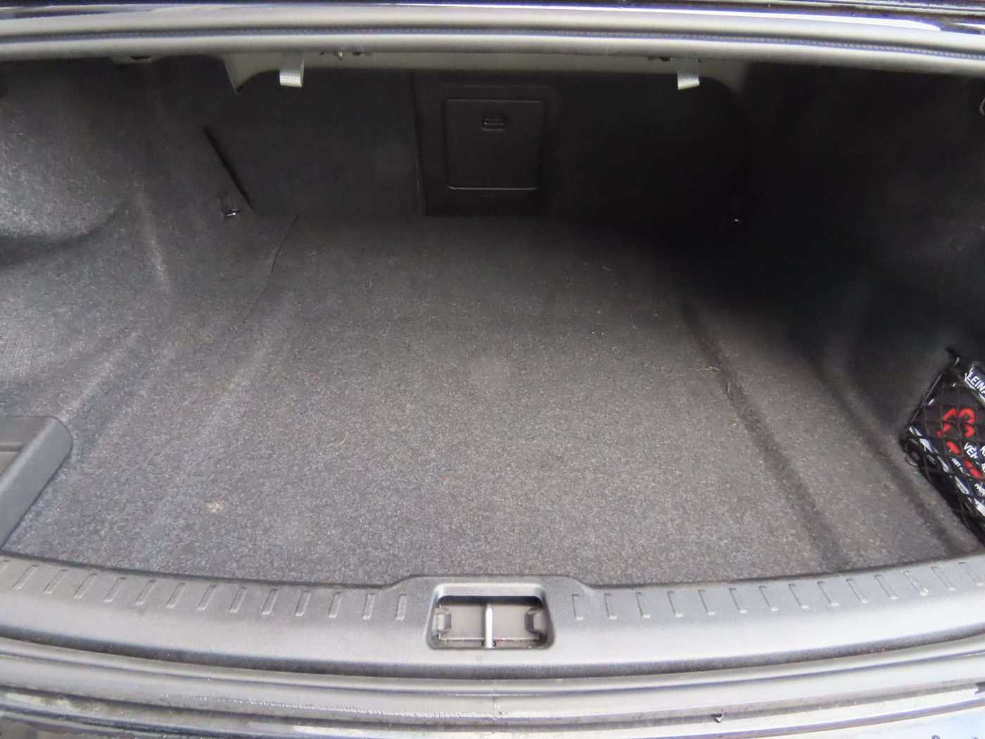 Volvo  Lim. Plus Dark AWD