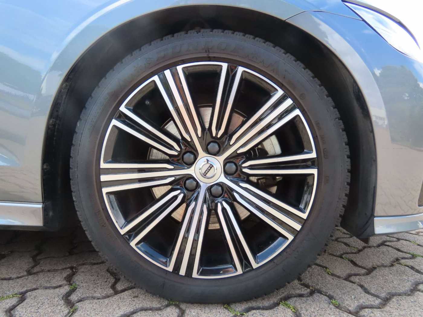 Volvo  Lim. R Design