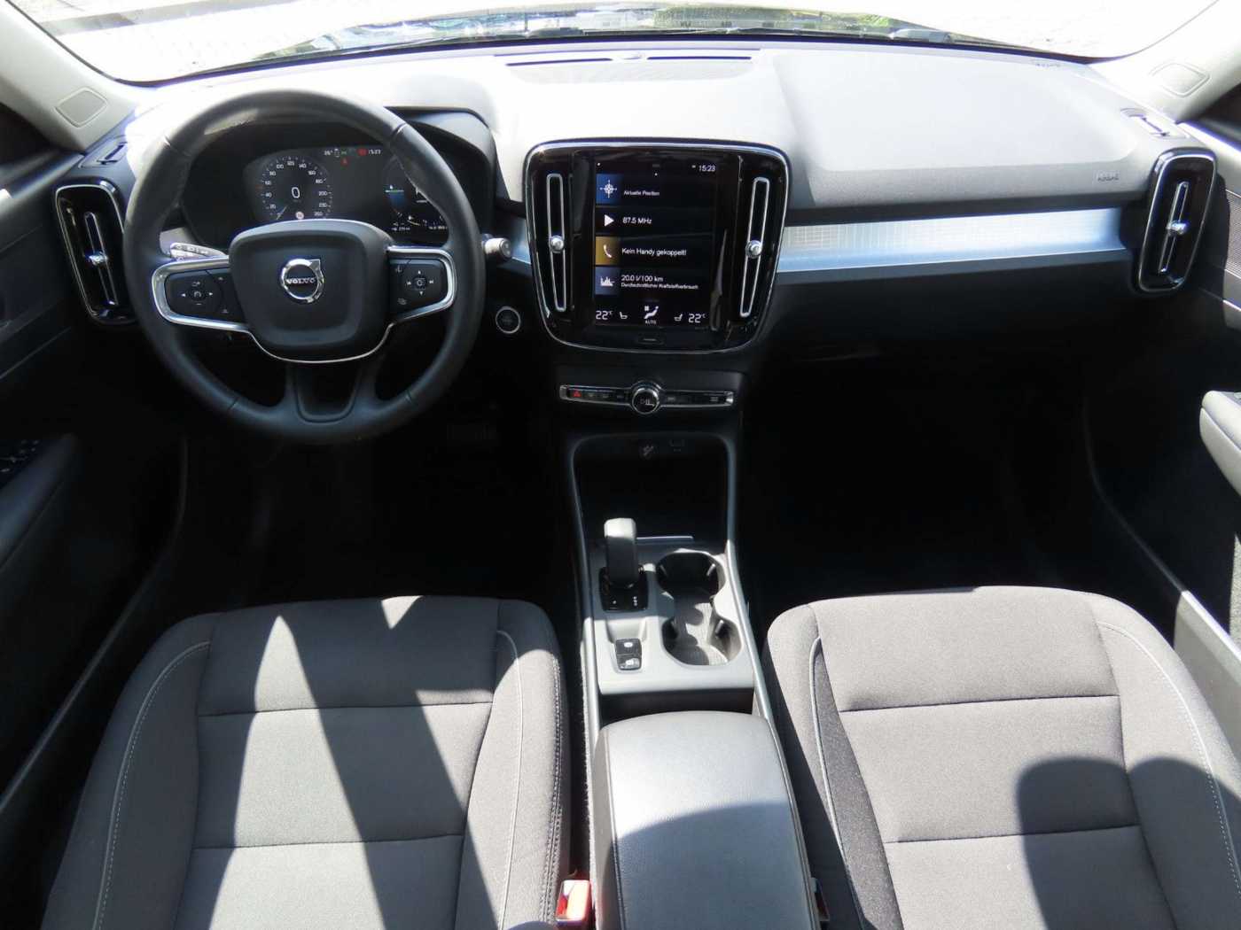 Volvo  Inscription Expression Recharge Plug-In Hyb