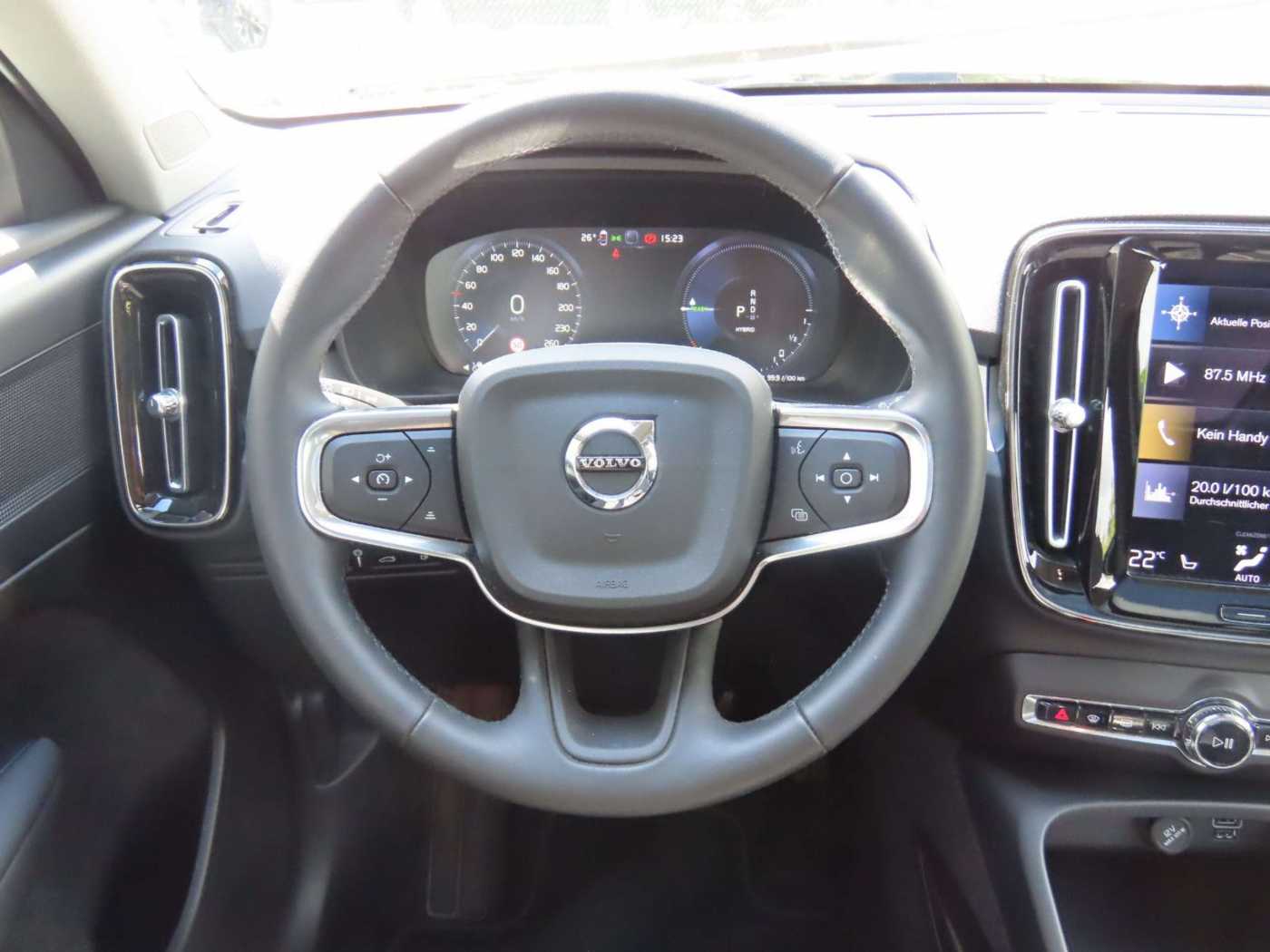 Volvo  Inscription Expression Recharge Plug-In Hyb