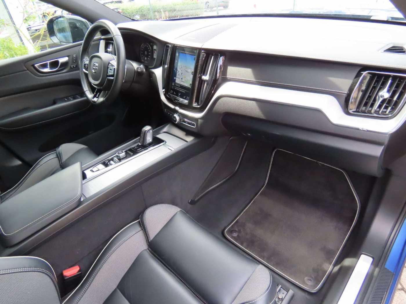 Volvo  R Design Plug-In Hybrid AWD