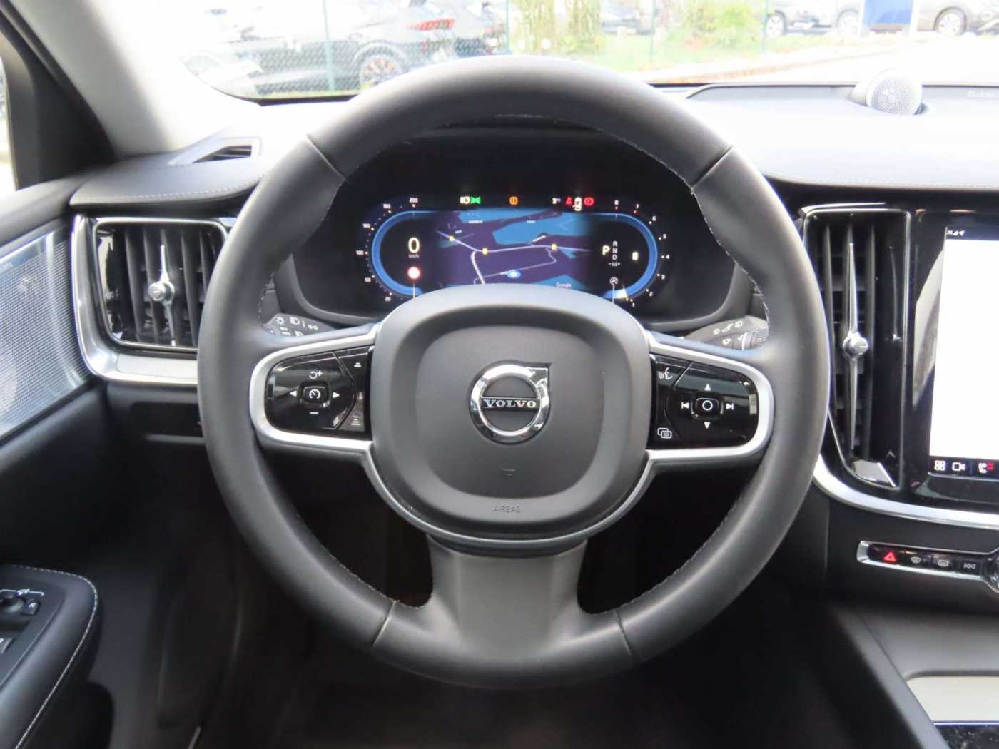Volvo  Pro