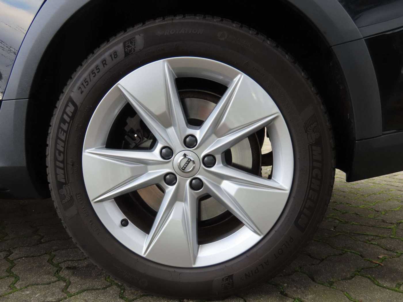 Volvo  Pro