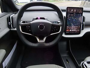 Volvo  Plus 2WD Pure Electric