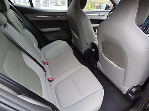 Volvo  Plus 2WD Pure Electric
