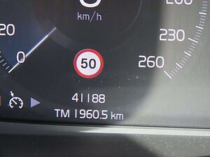 Volvo  R Design Recharge Plug-In Hybrid 2WD