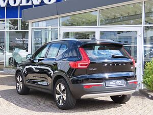 Volvo  Inscription Expression Recharge Plug-In Hyb