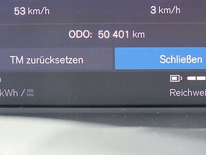 Volvo  R Design Recharge Pure Electric AWD