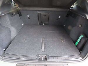 Volvo  Plus Dark 2WD