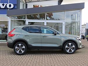 Volvo  Plus Dark 2WD