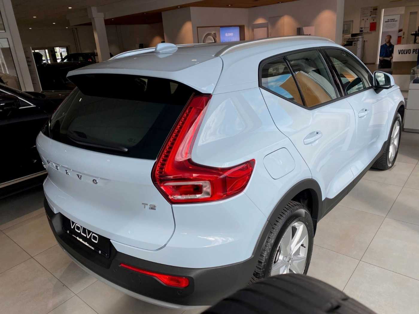 Volvo  T2 Core 2WD Automatik