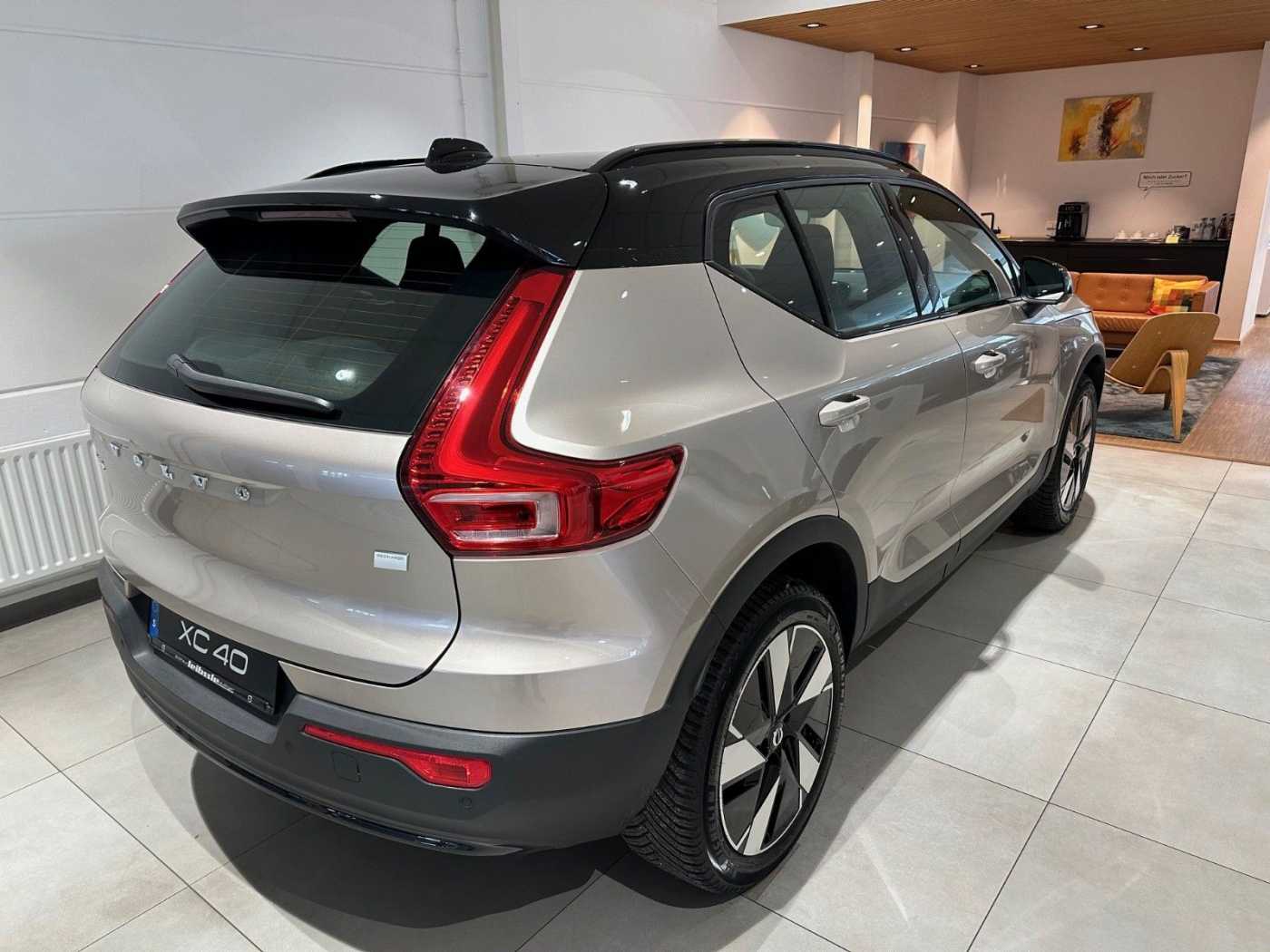 Volvo  Single Motor Plus Rech. RWD Extended Range